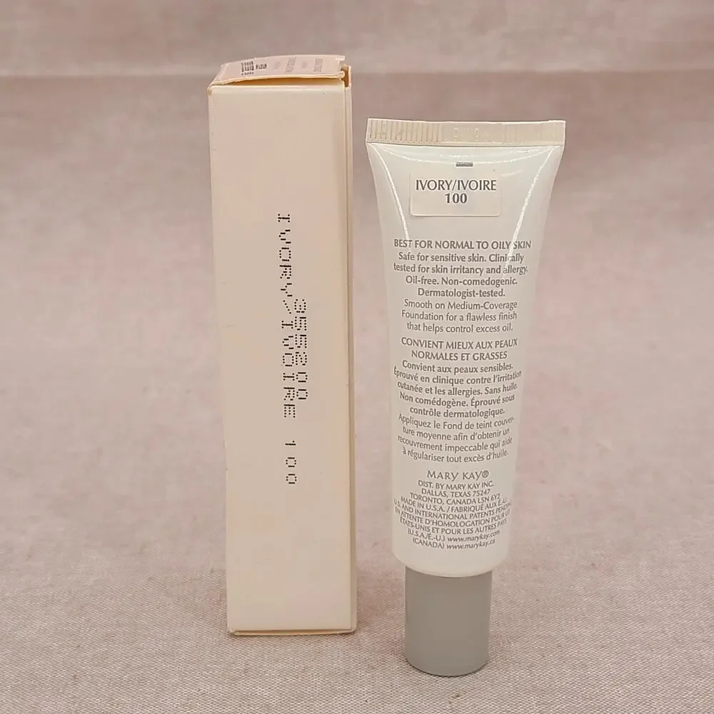 Mary Kay Medium Coverage Foundation Ivory 100 - Gray Cap # 355200 NIB Full Size